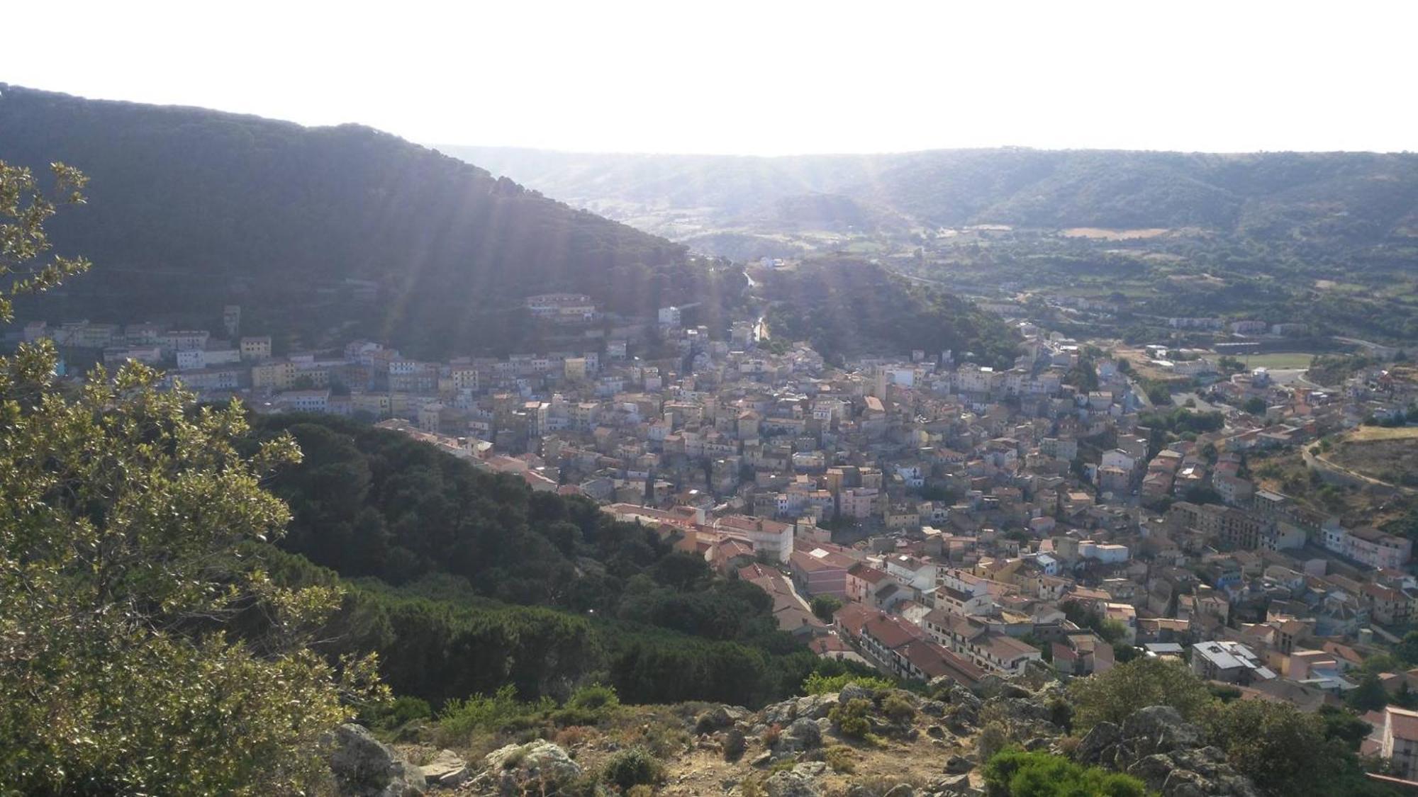 B&B Sa Zodia Guest House Bitti Luaran gambar