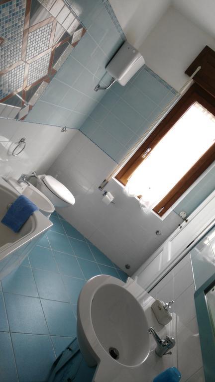 B&B Sa Zodia Guest House Bitti Luaran gambar