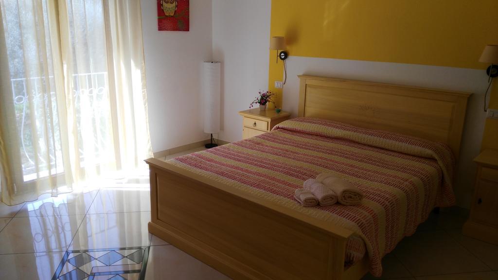 B&B Sa Zodia Guest House Bitti Luaran gambar